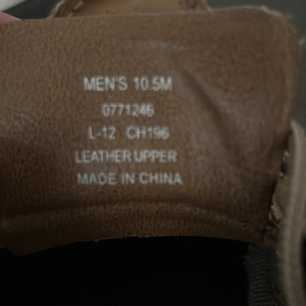 Mens 10.5 Sperry- Boat shoes - Picture 5 of 5